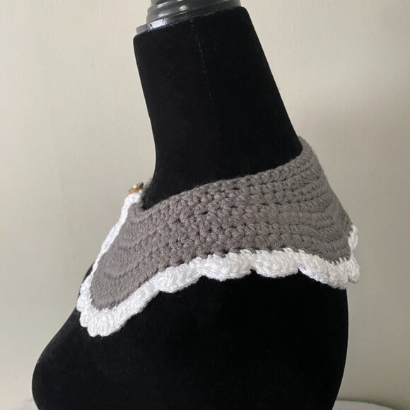 Handmade Crochet Grey White Poly Cotton Collar Neckwear Accessory - Picture 4 of 6